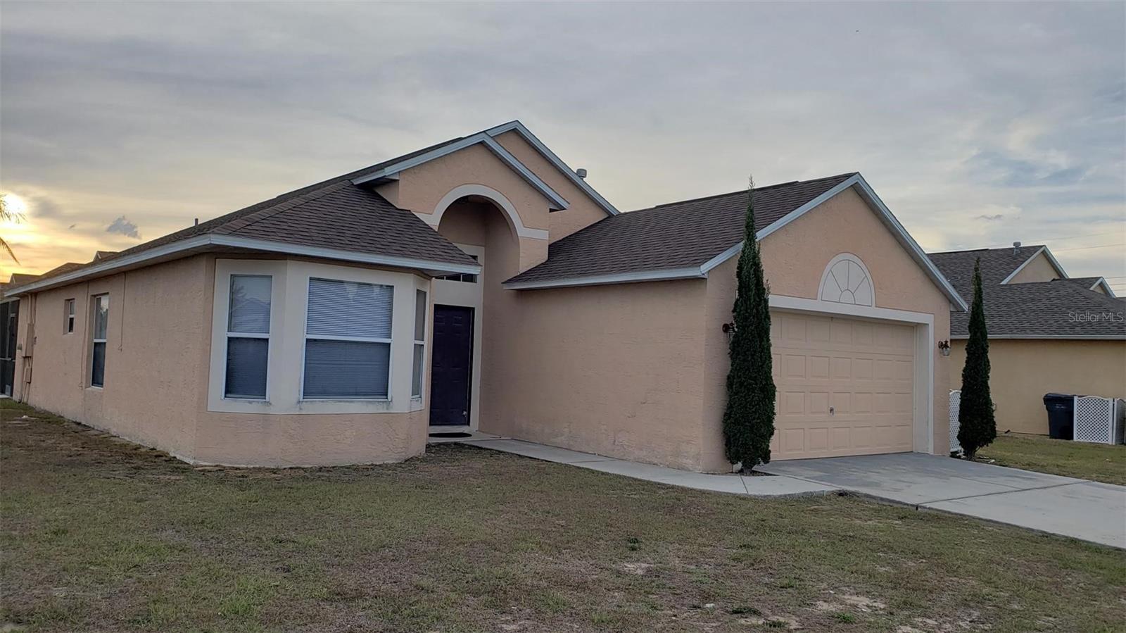 636 MAJESTY DR Property Photo 1