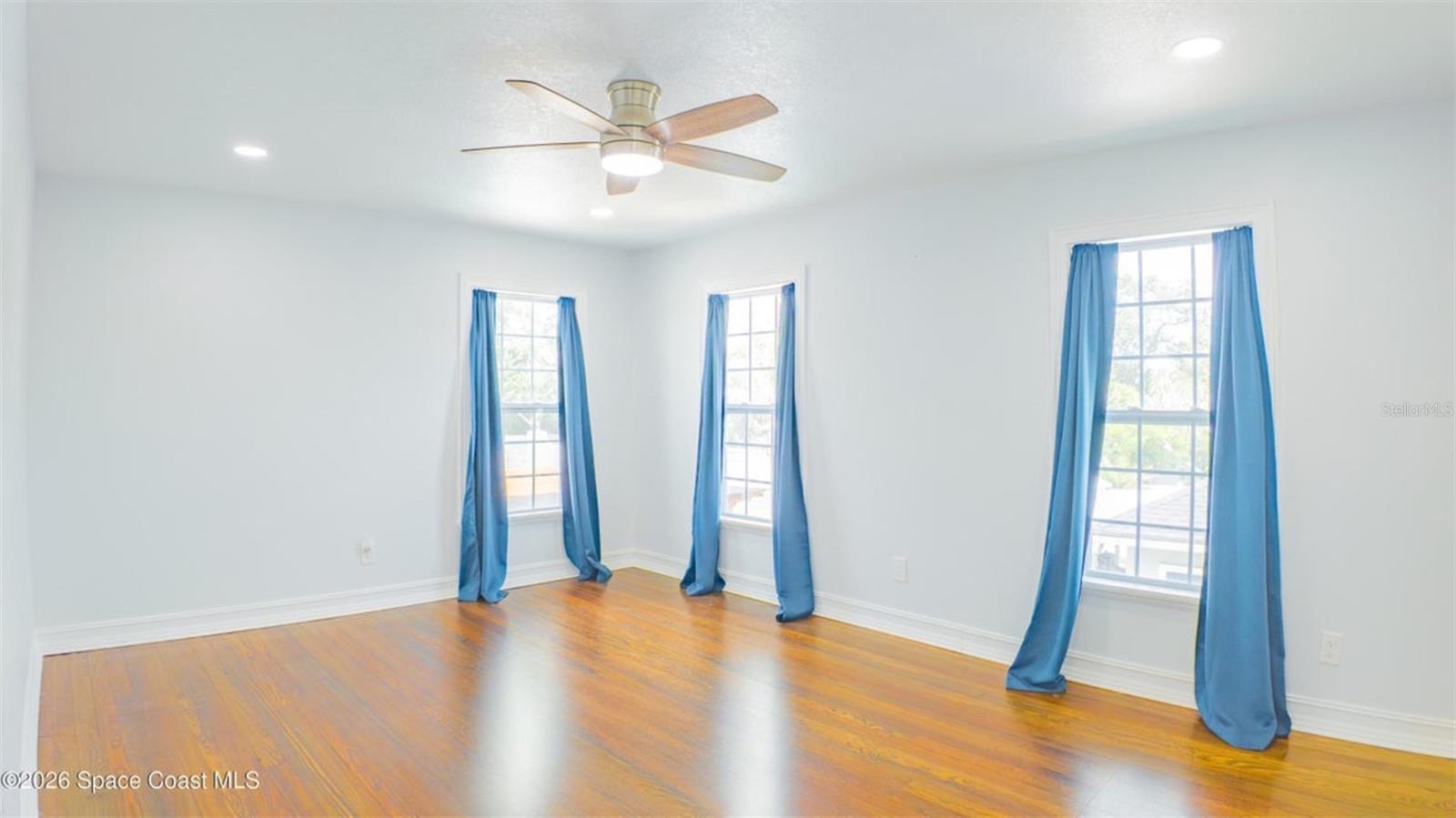 308 Bellair Dr Property Photo 54
