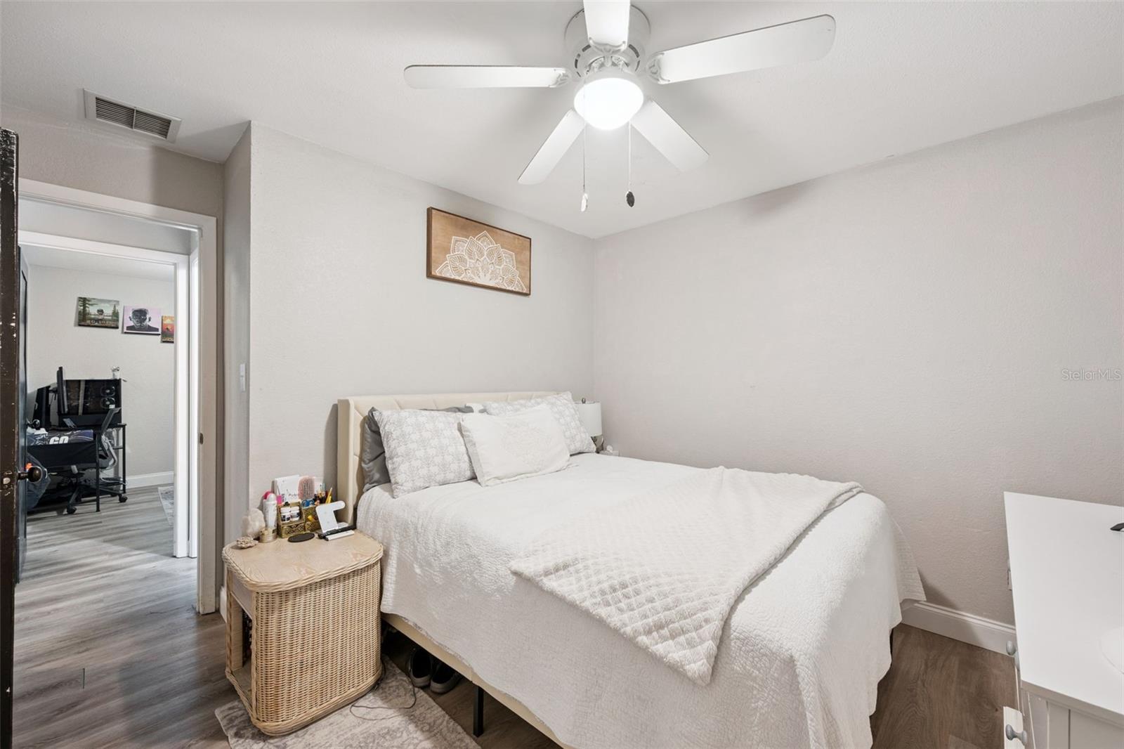 1335 Yvonne St Property Photo 5