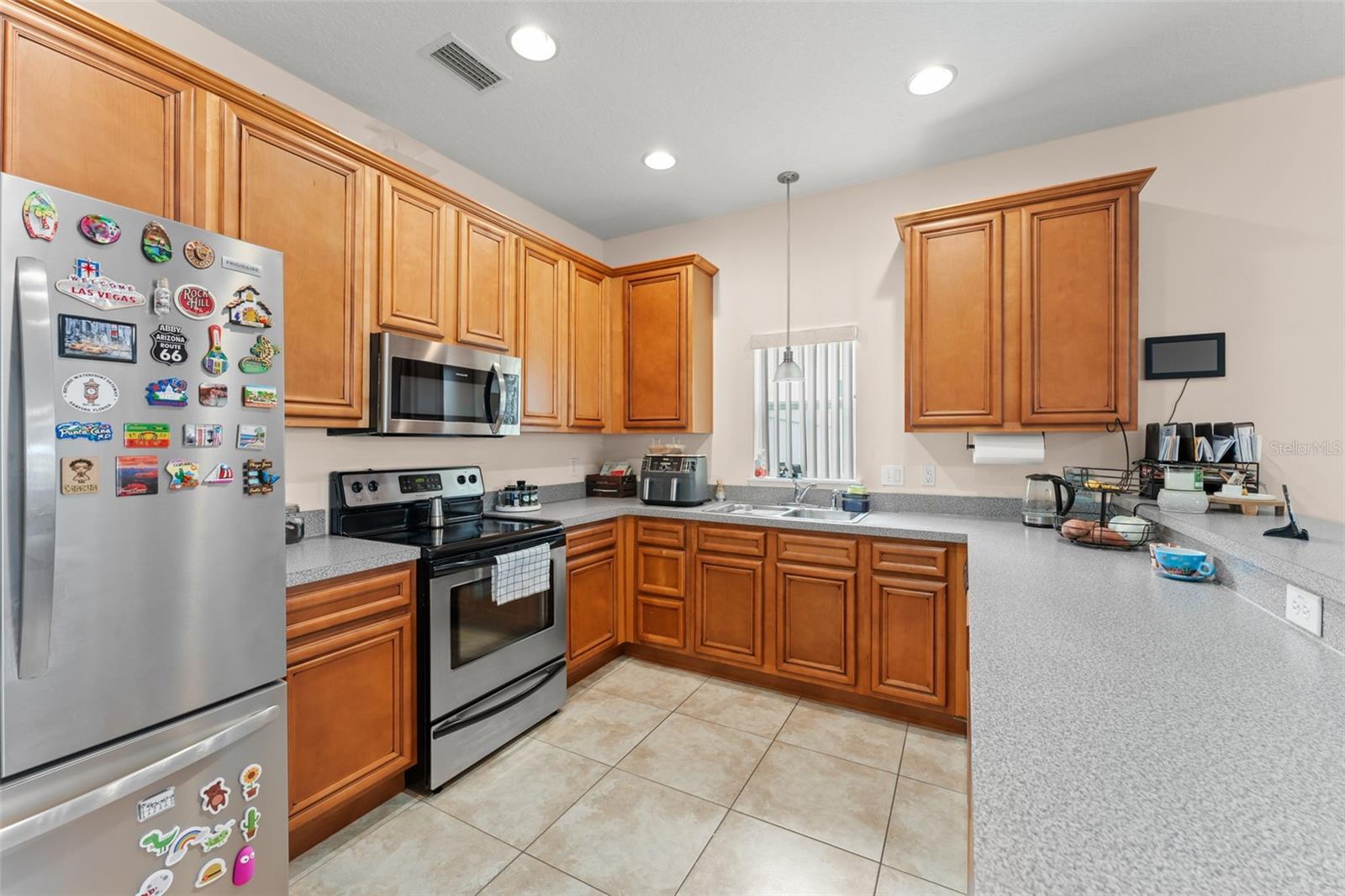 1880 Peterson Pl Property Photo 7