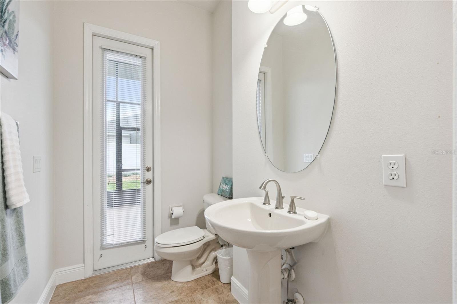 135 Hickory Stick Ct Property Photo 25