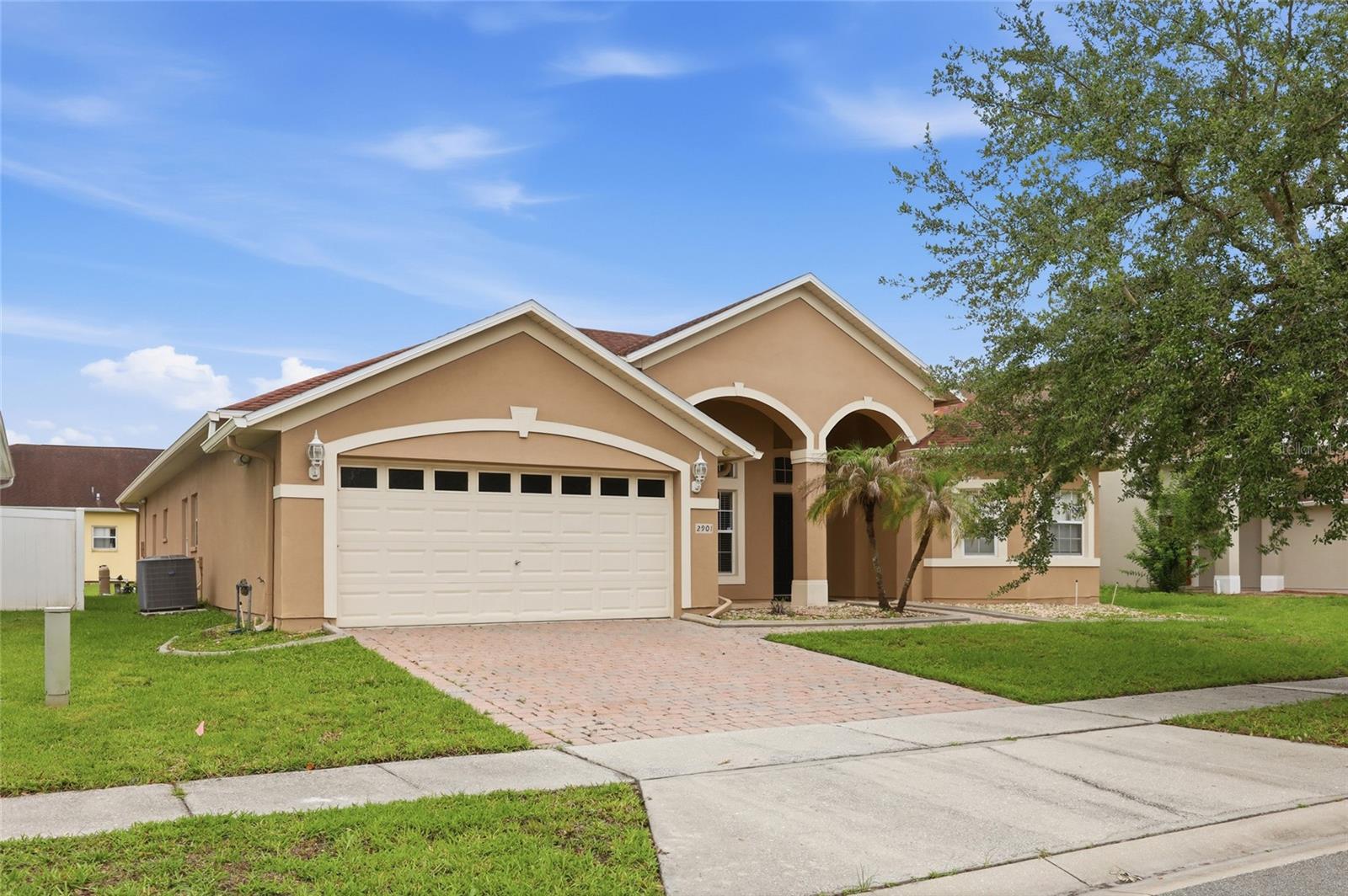 2901 SWEETSPIRE CIR