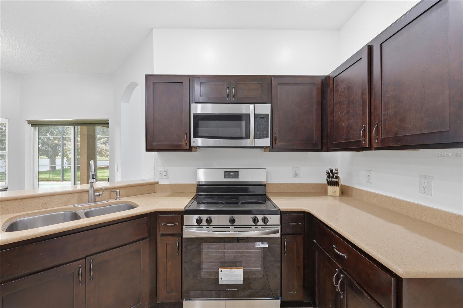 2901 Sweetspire Cir Property Photo 18