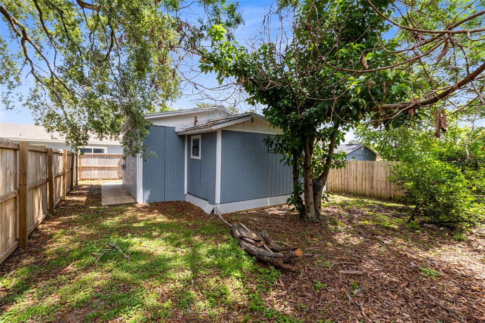 3432 Harry St Property Photo 5