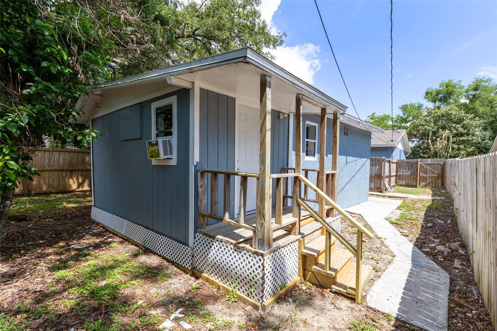 3432 Harry St Property Photo 6