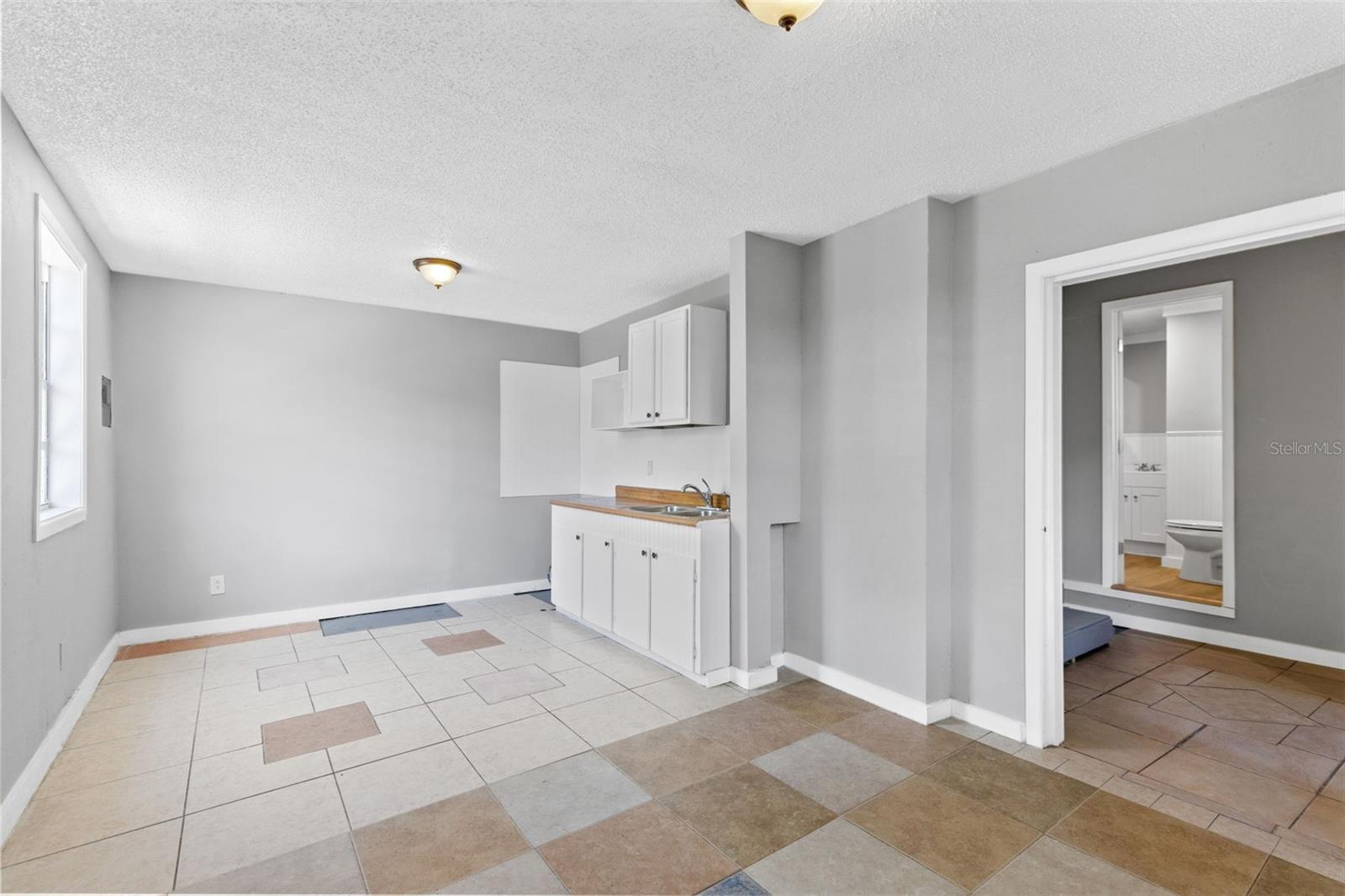 3432 Harry St Property Photo 30