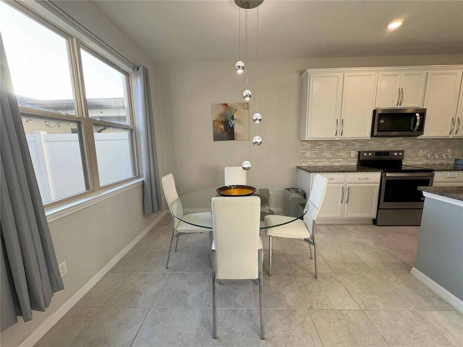 5032 Walker St Property Photo 11