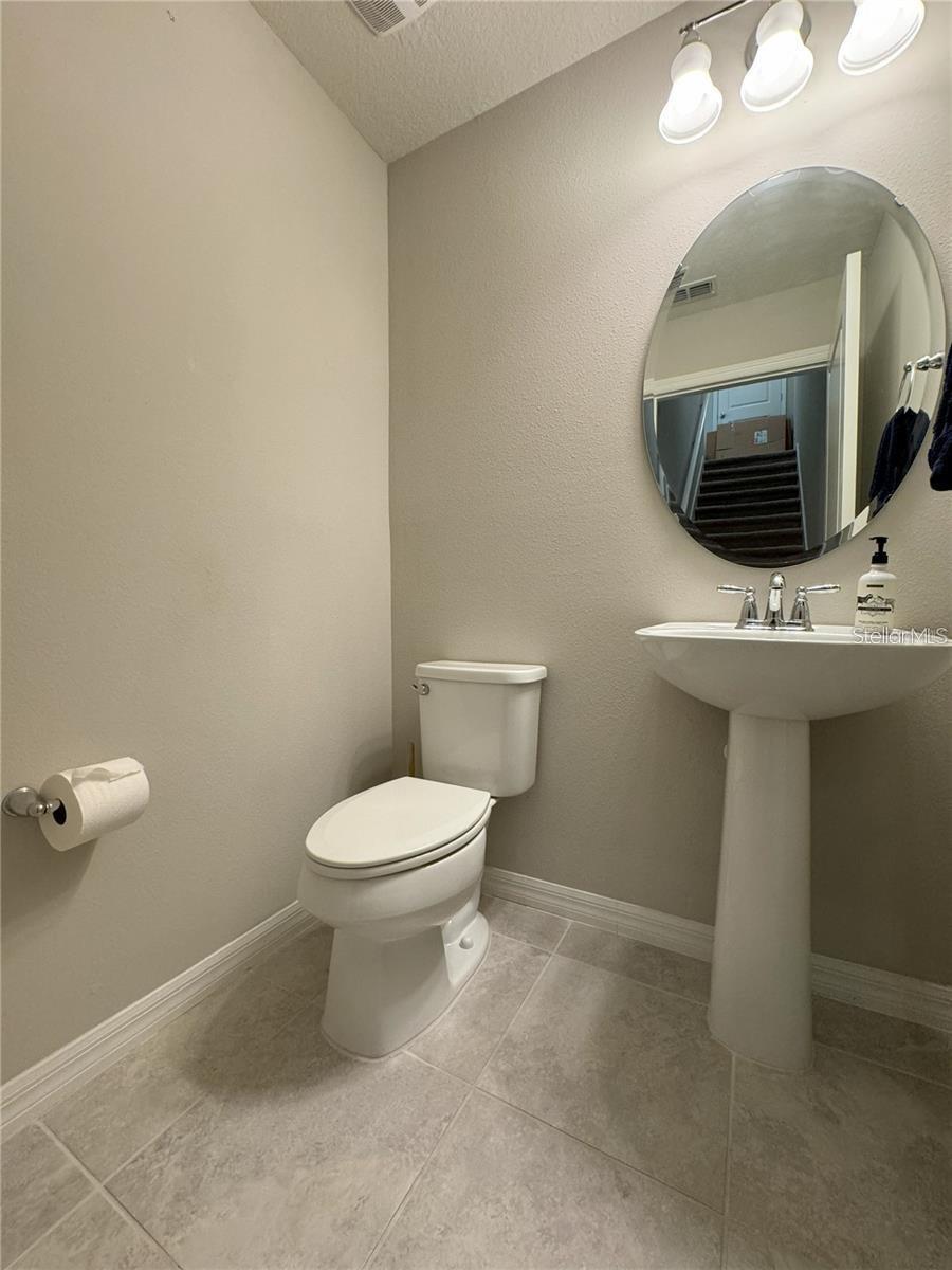 5032 Walker St Property Photo 14