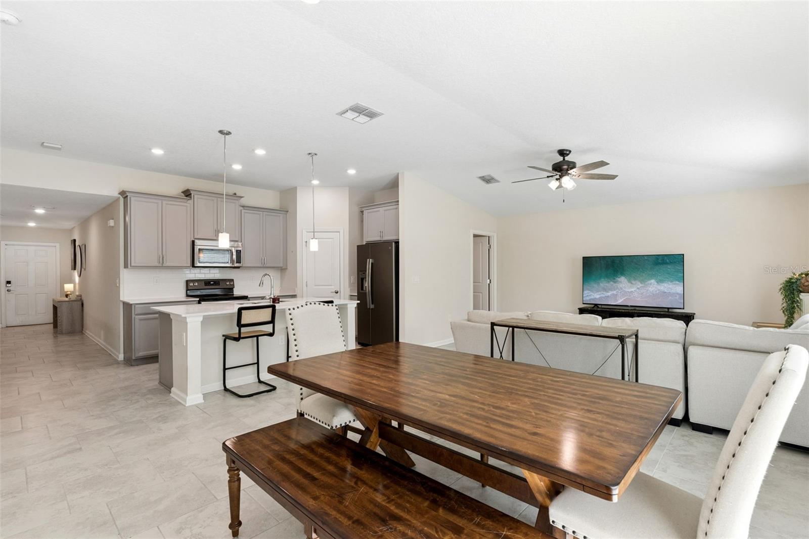 4810 Magnetite Loop Property Photo 6