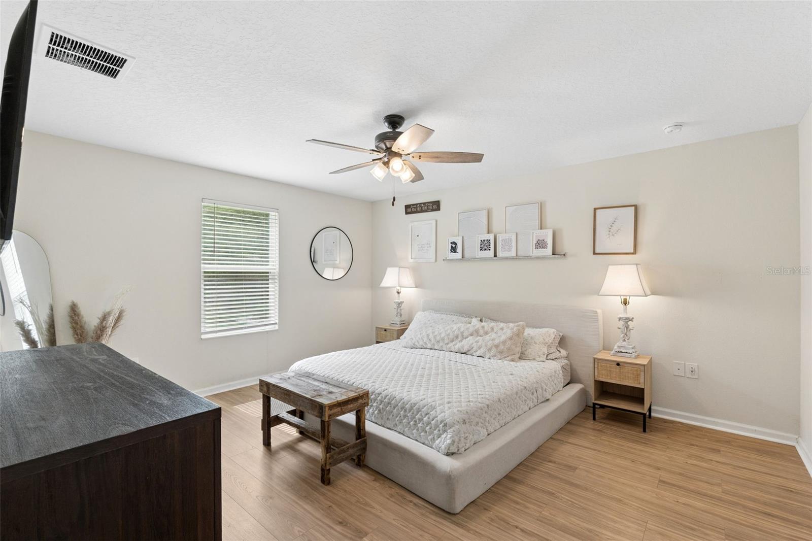 4810 Magnetite Loop Property Photo 9