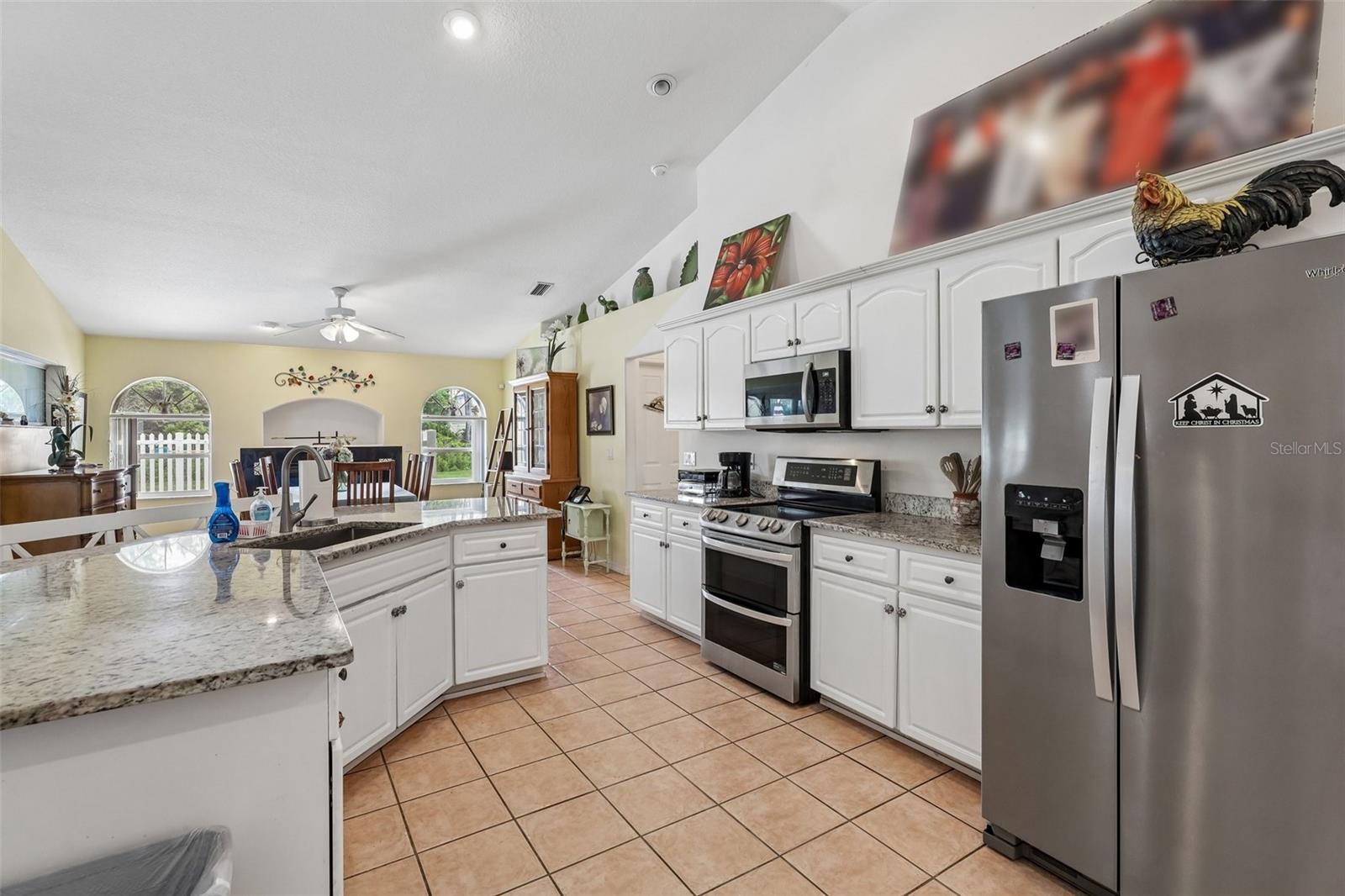 60 Woodbury Dr Property Photo 13