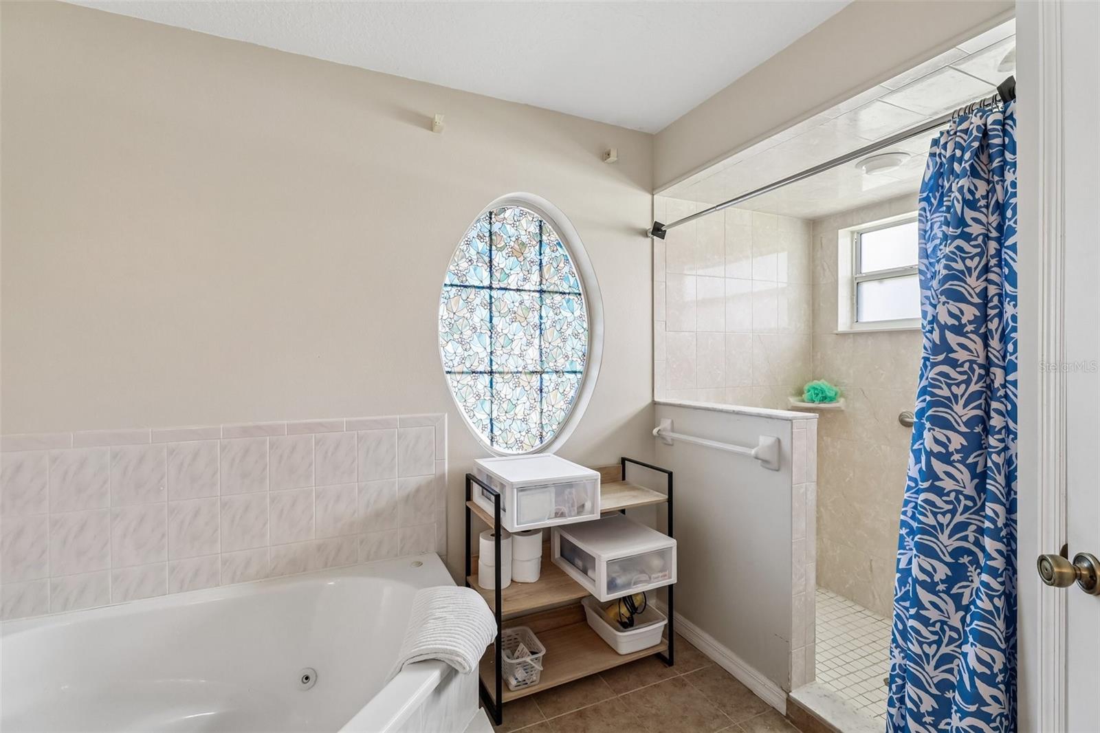 60 Woodbury Dr Property Photo 18