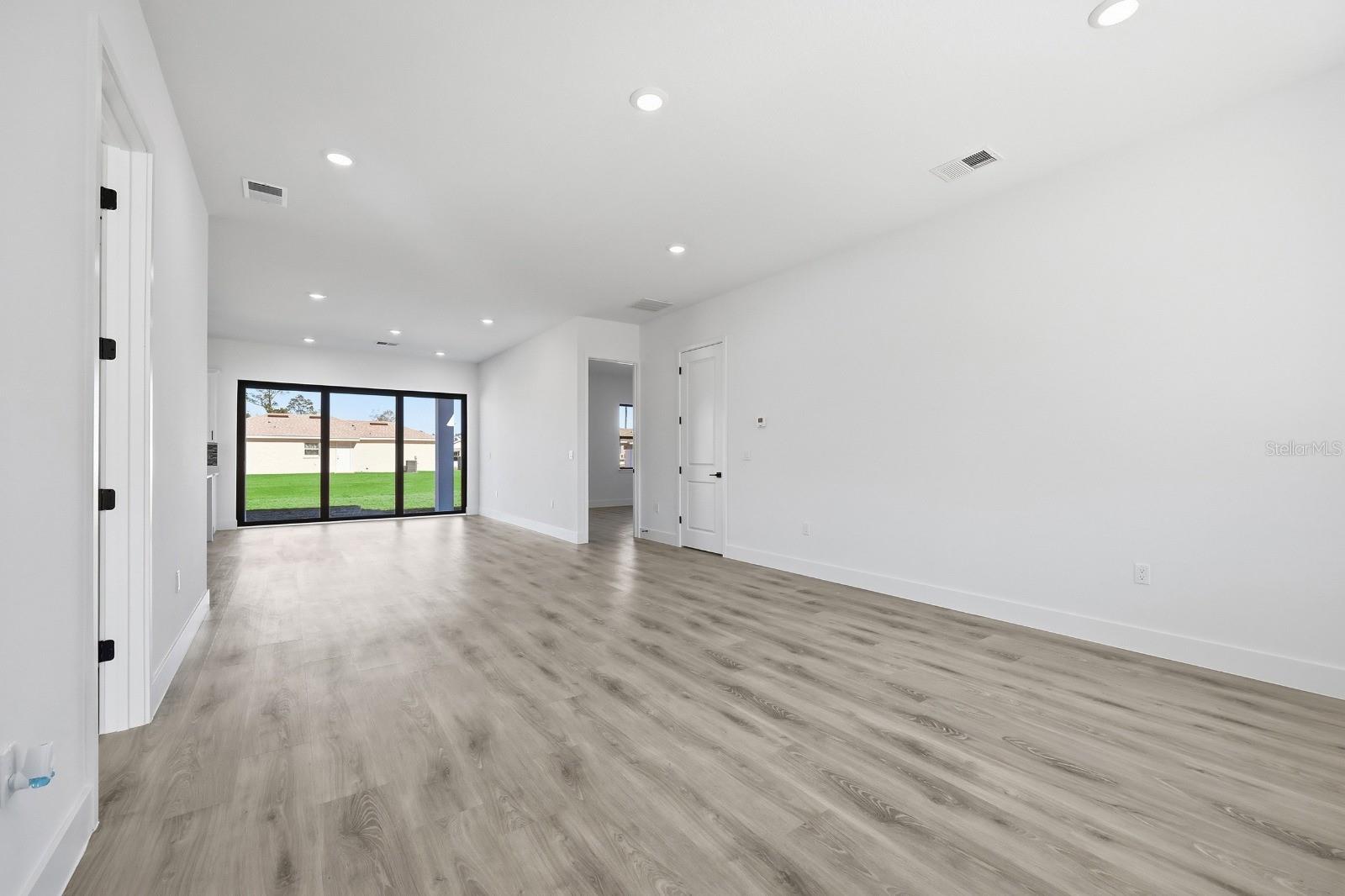 2376 Sw 168th Loop Property Photo 10