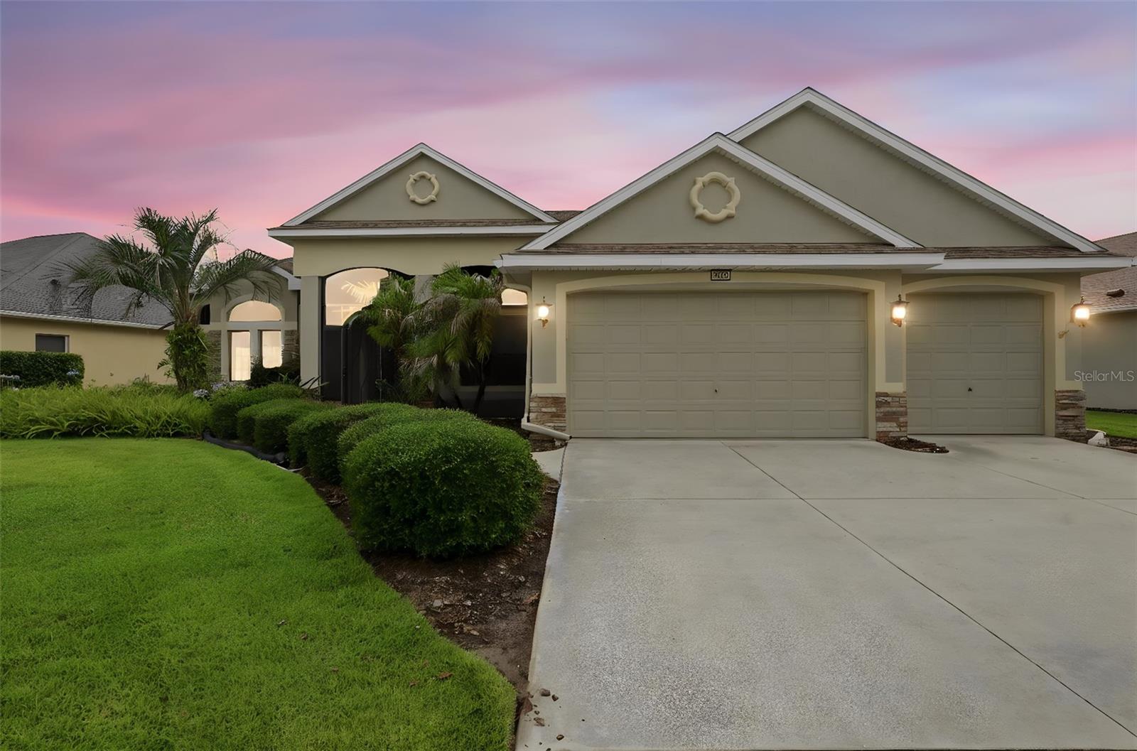 7879 CROSSWINDS WAY Property Photo 1