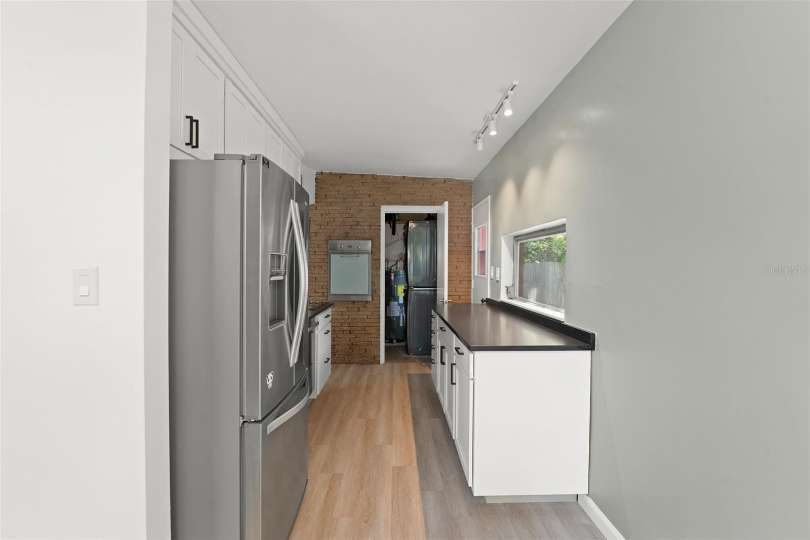 7712 Hoosier Pl Property Photo 11