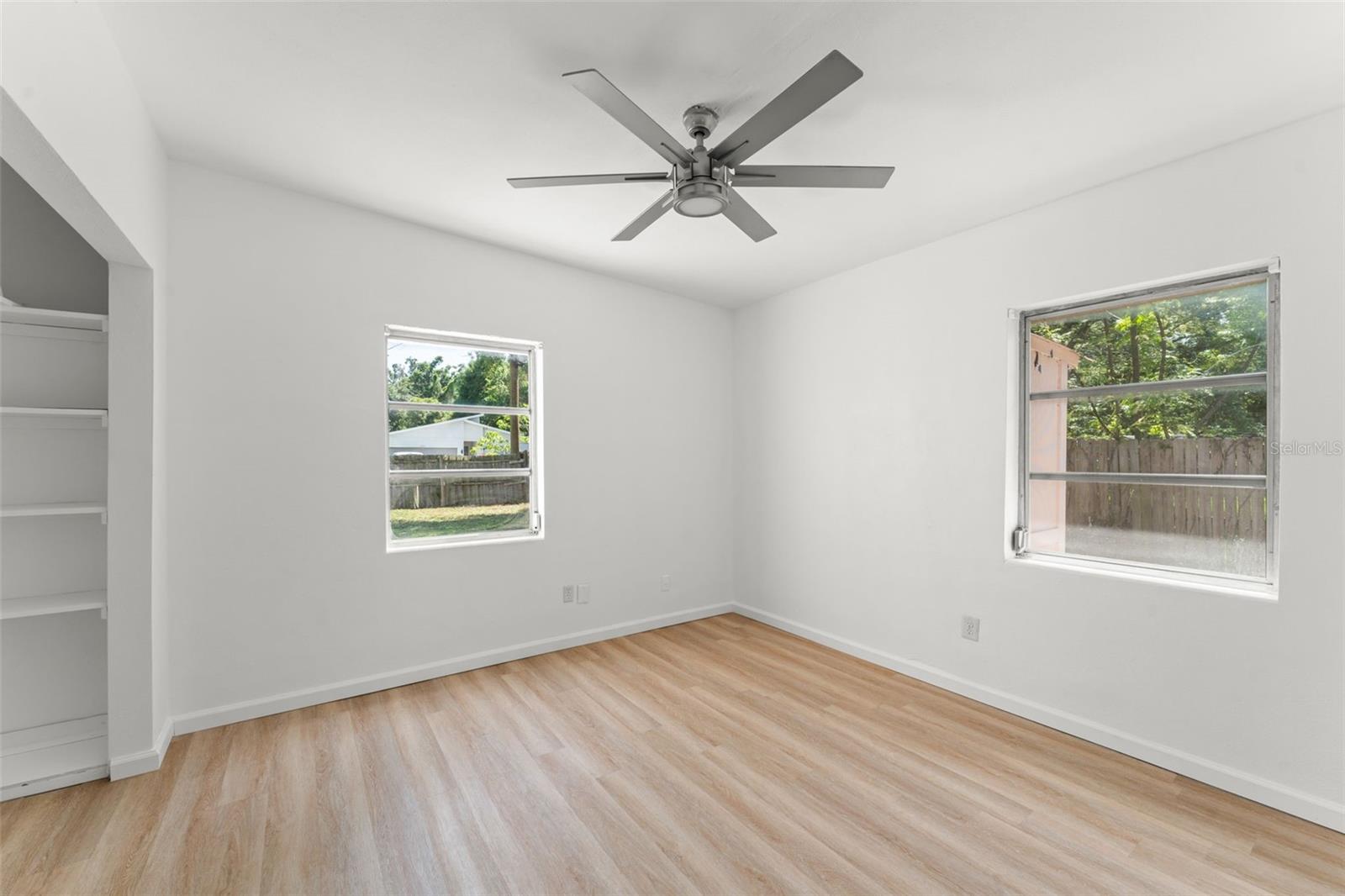 7712 Hoosier Pl Property Photo 17
