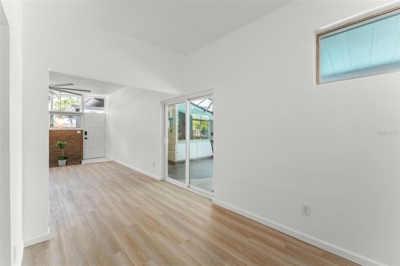 7712 Hoosier Pl Property Photo 18