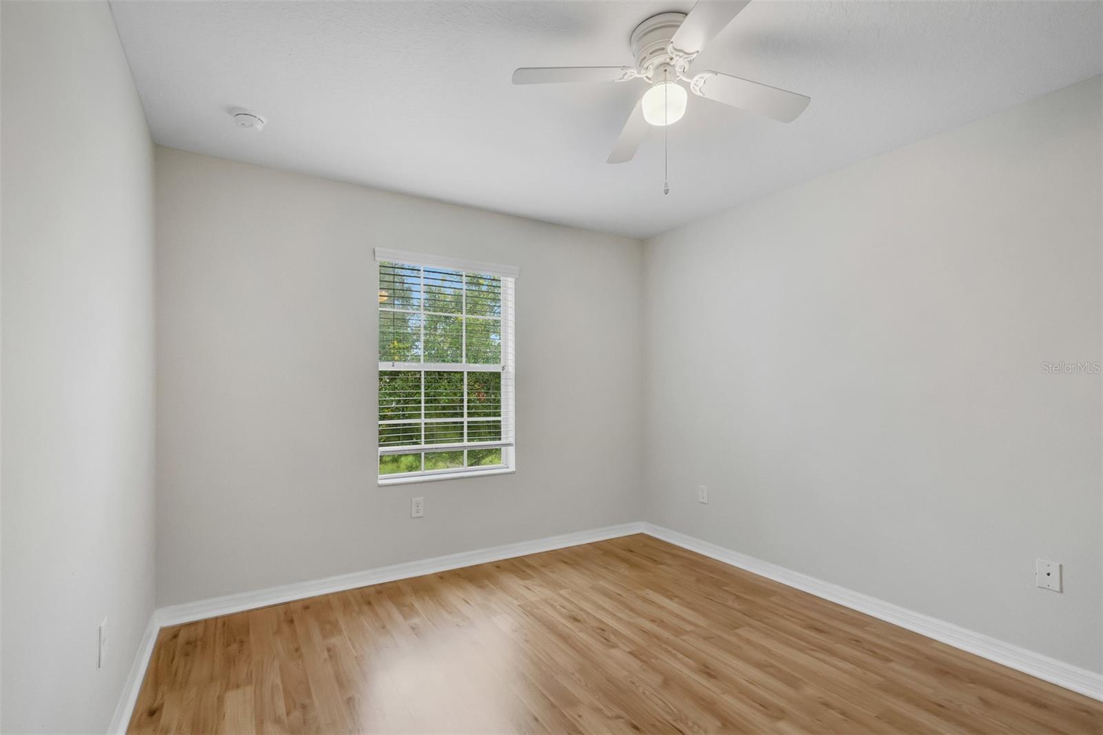 10975 Savannah Landing Cir Property Photo 17