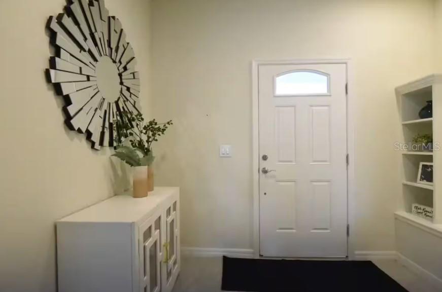 8932 Sydney Ave Property Photo 3