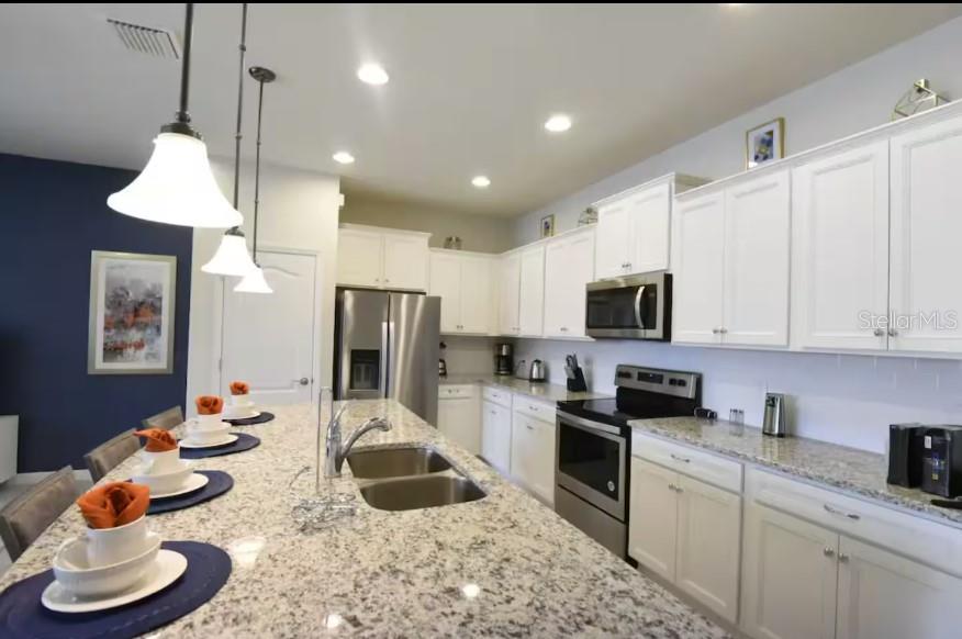 8932 Sydney Ave Property Photo 7