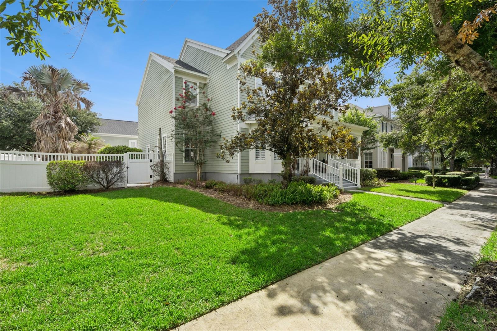928 Jasmine St Property Photo 4