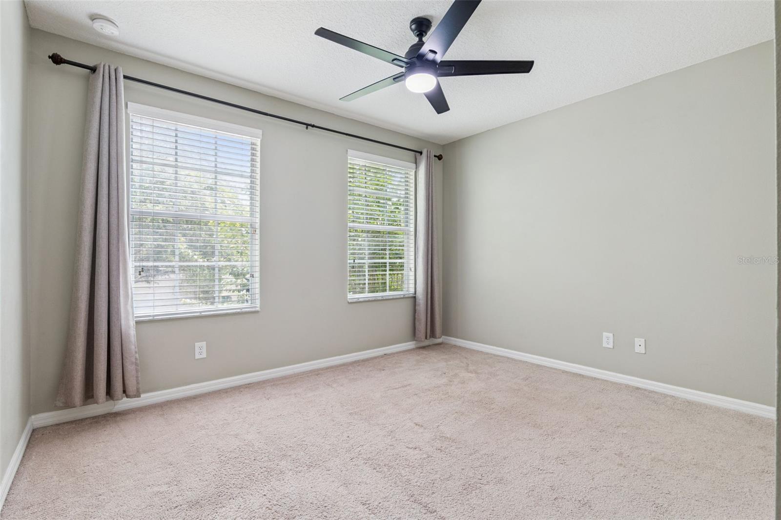 657 Preakness Cir Property Photo 16