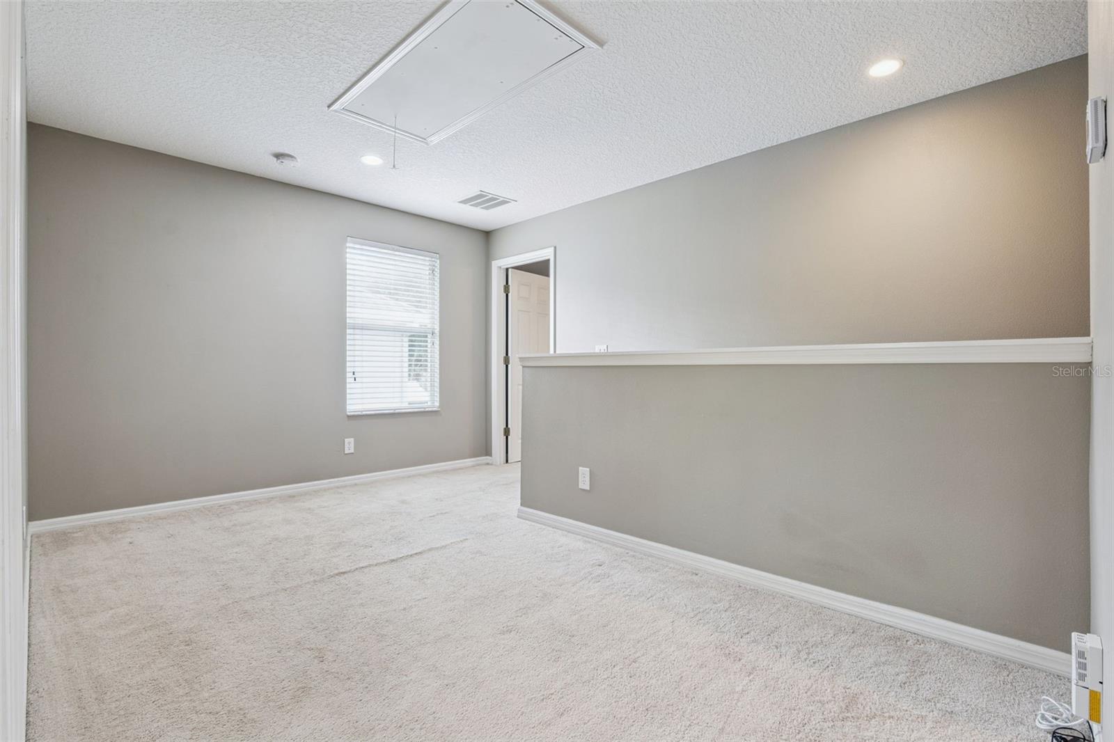 657 Preakness Cir Property Photo 21