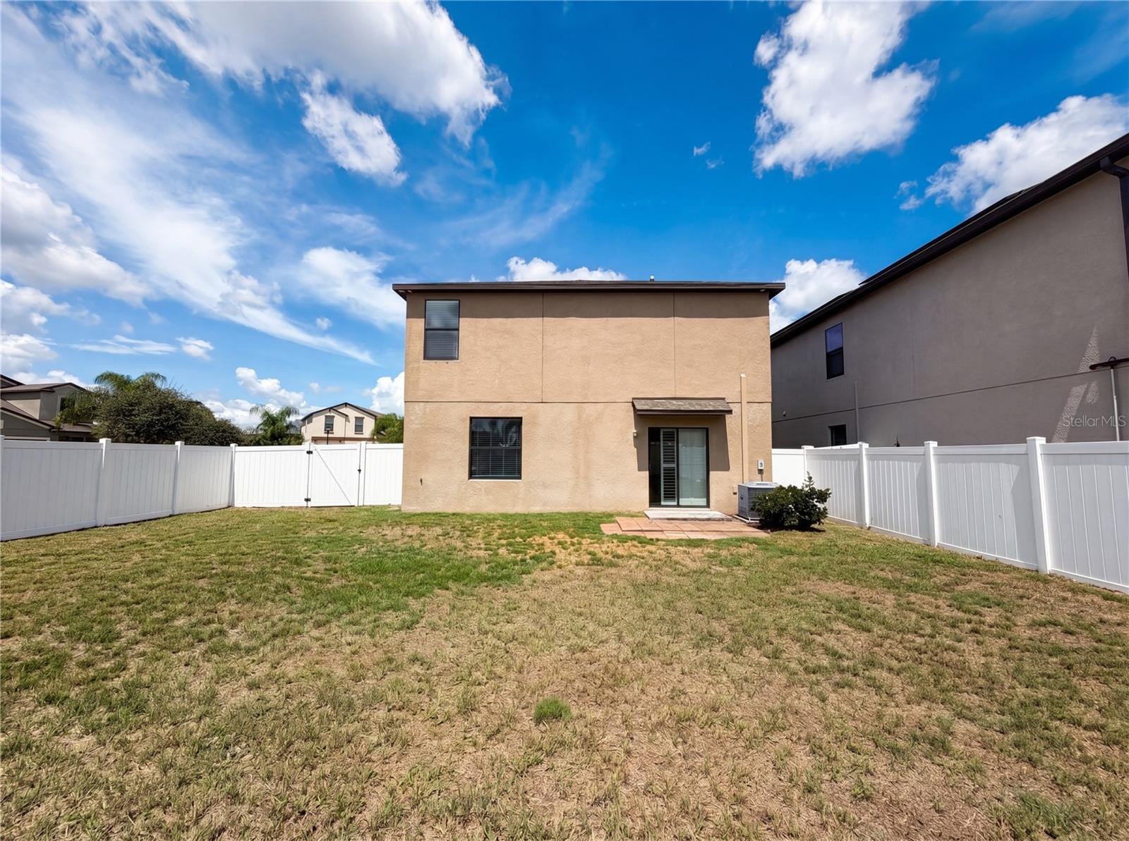 11126 Hudson Hills Ln Property Photo 5