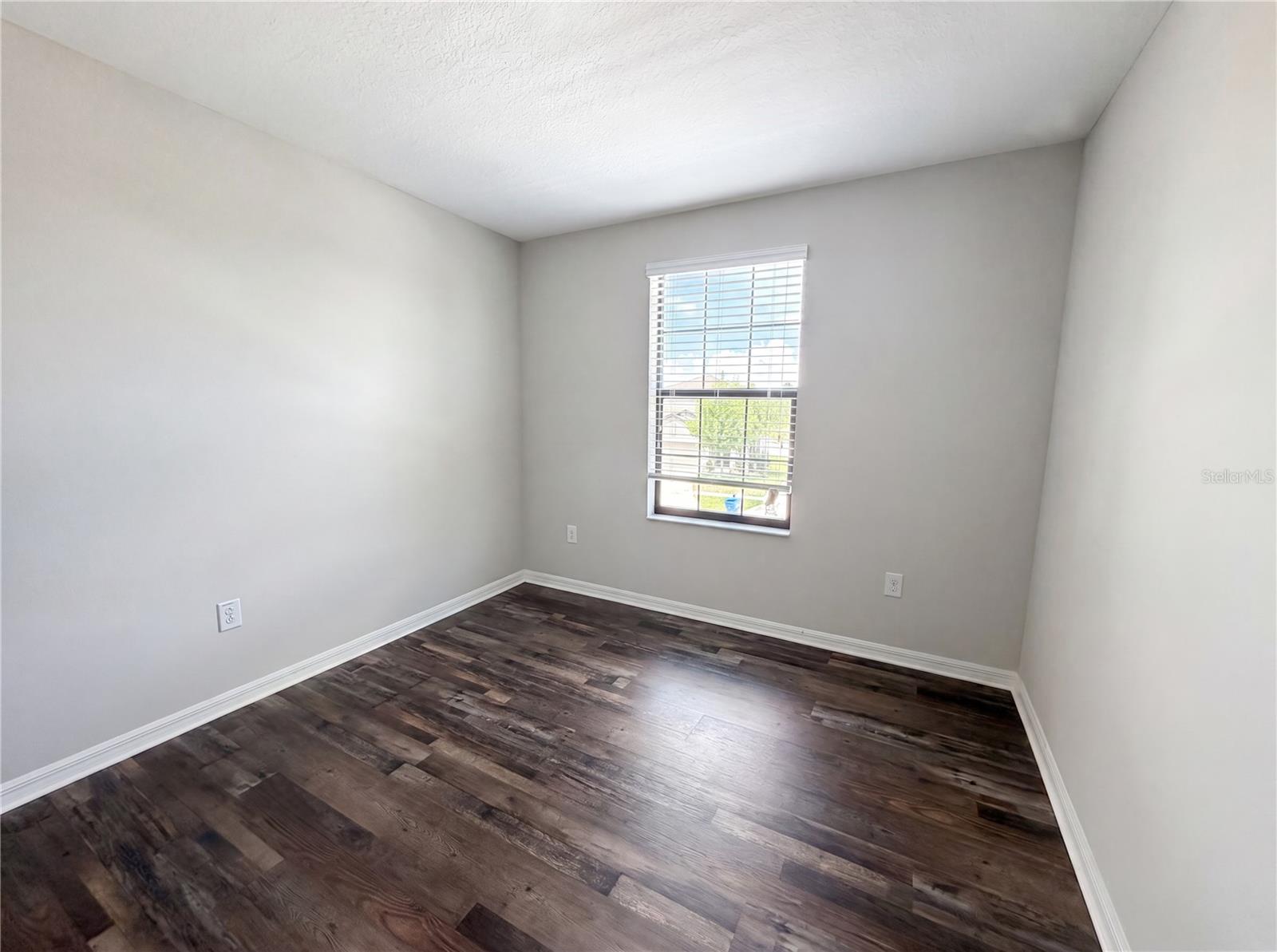 11126 Hudson Hills Ln Property Photo 6