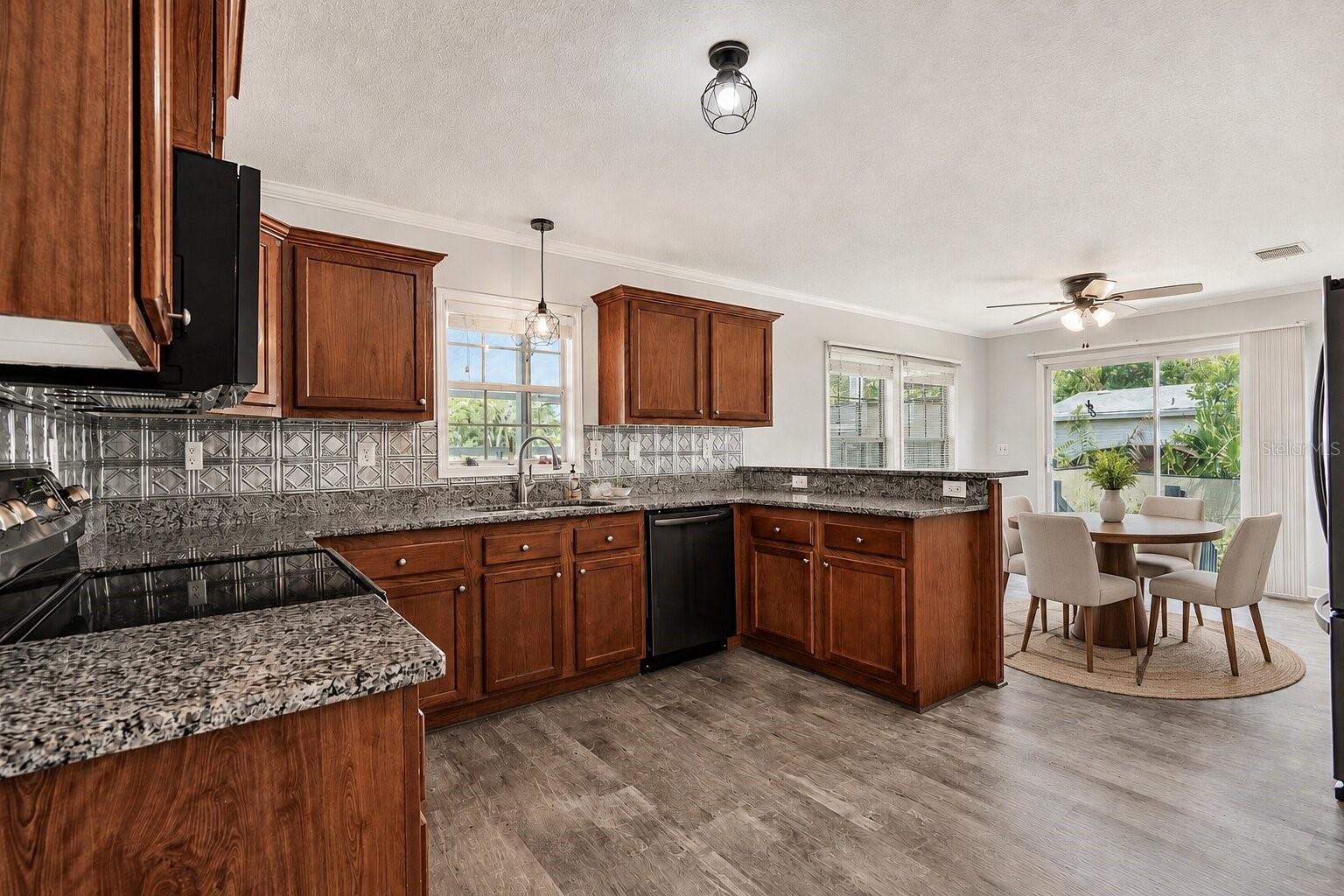 35201 Forest Lake Rd Property Photo 9