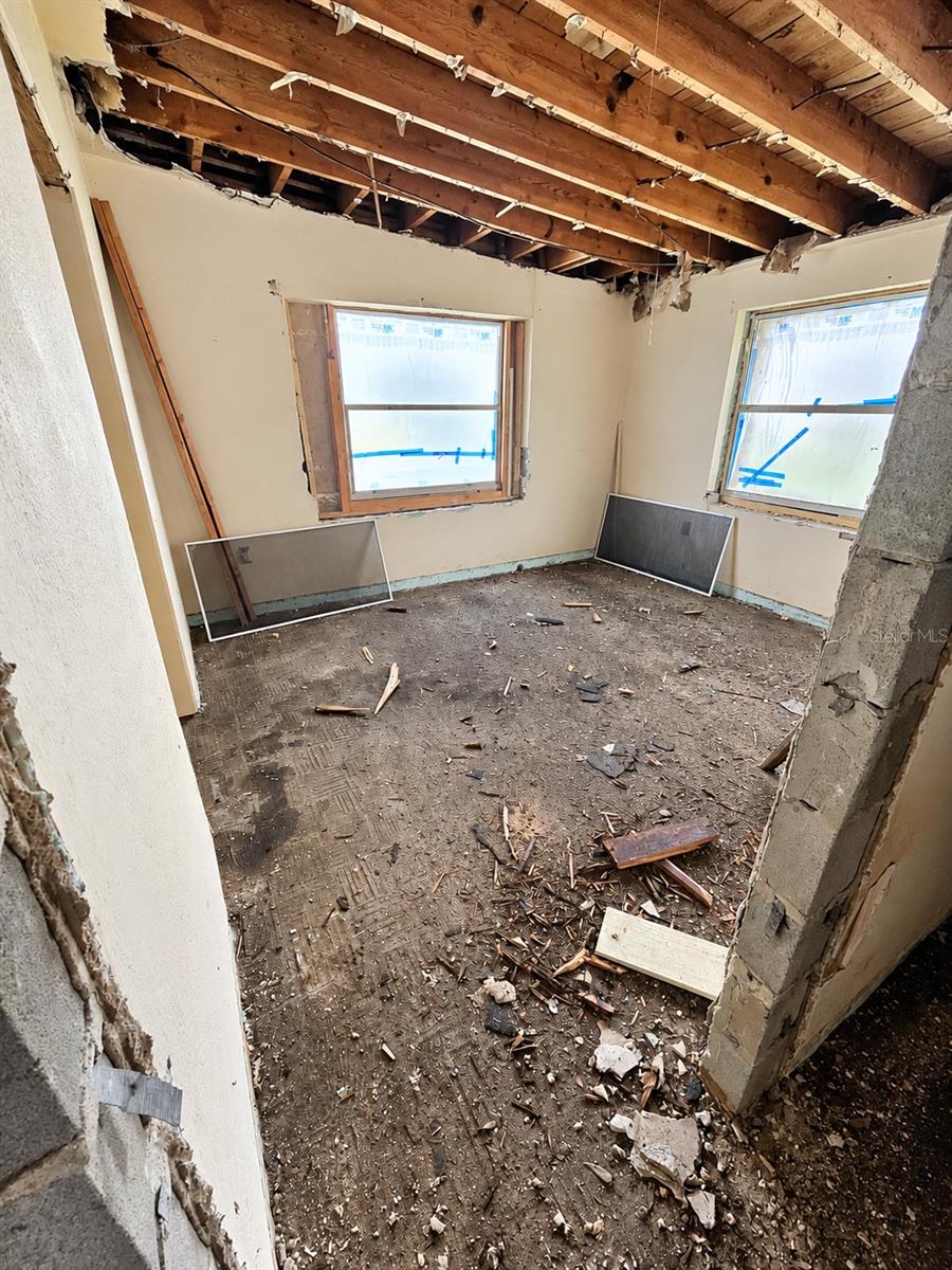 1024 W Fairbanks Ave Property Photo 10