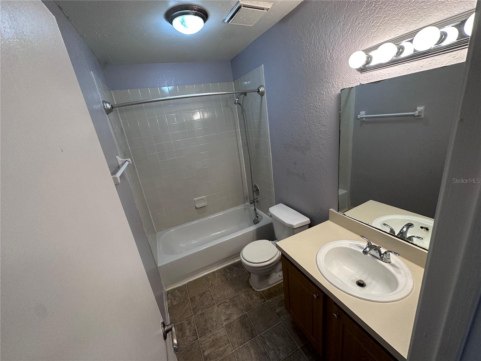 4111 S Semoran Blvd #3 Property Photo 11