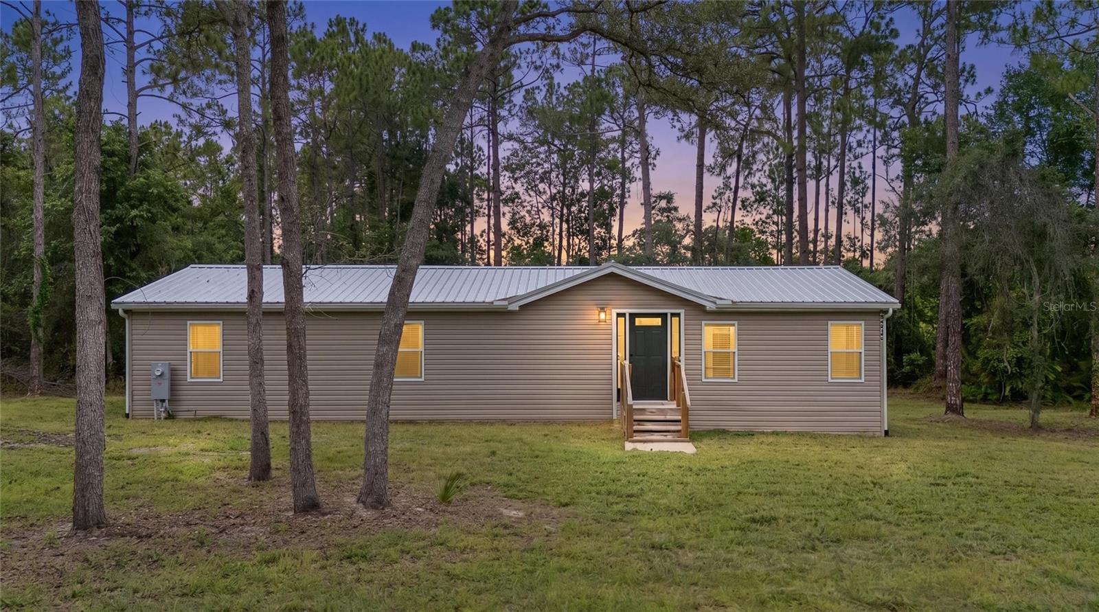 44645 Twilight Trl Property Photo 3
