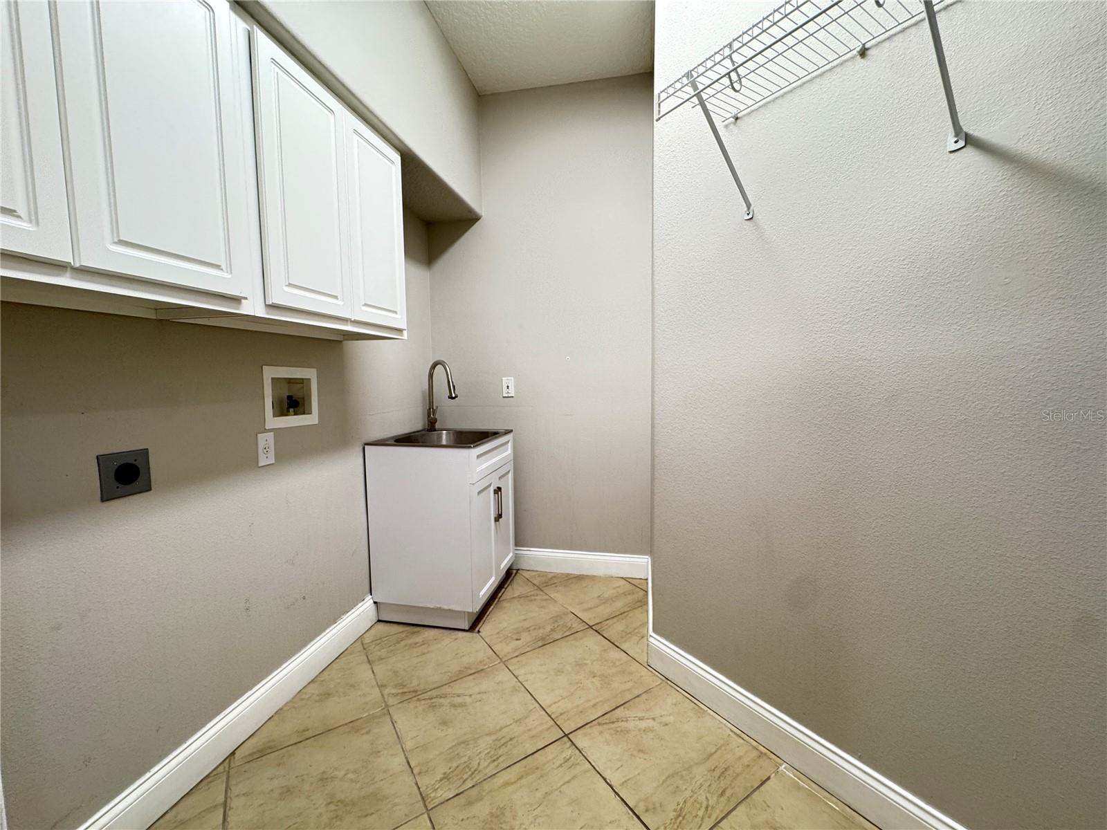 173 Calliope St Property Photo 22