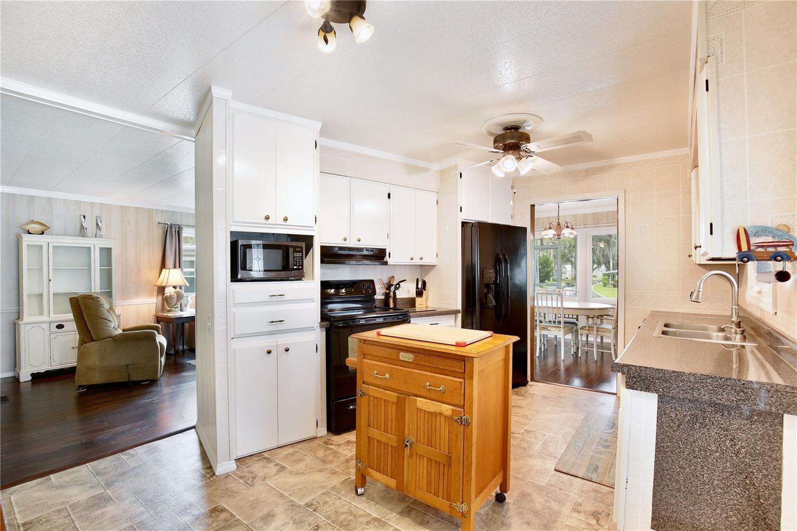 105 Canal Vw Property Photo 6