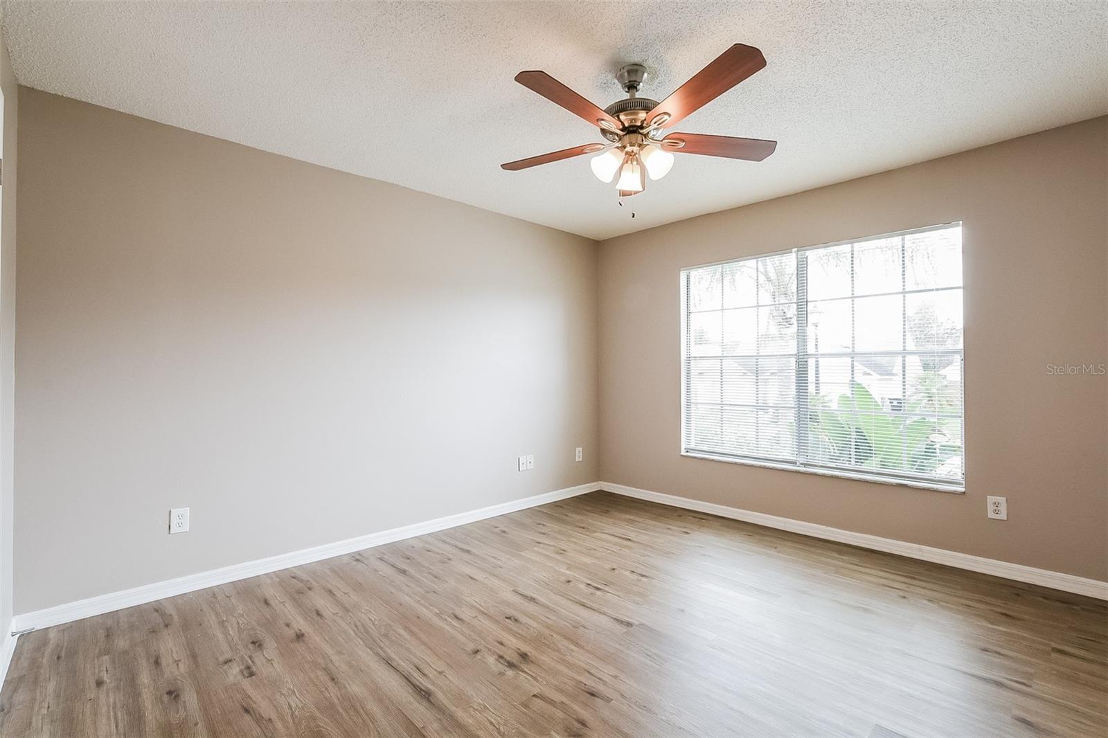 337 Mantis Loop Property Photo 9