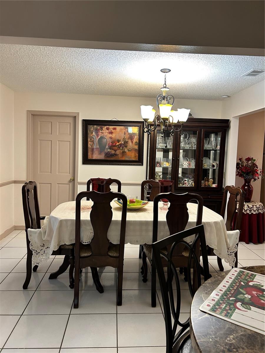 1448 E Normandy Property Photo 7