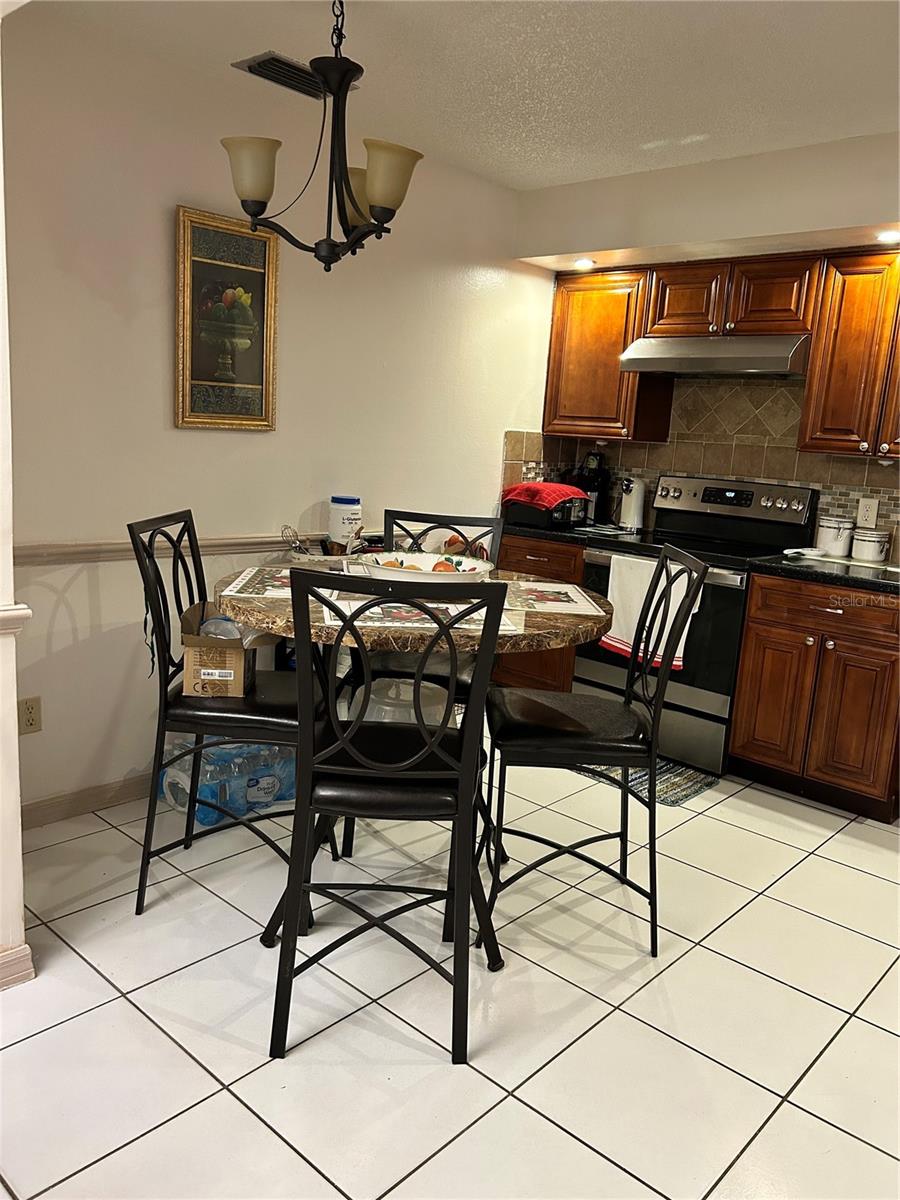 1448 E Normandy Property Photo 12