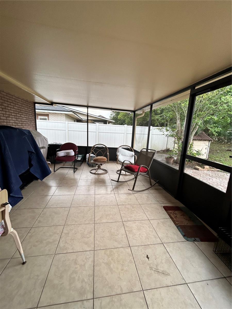 1448 E Normandy Property Photo 31