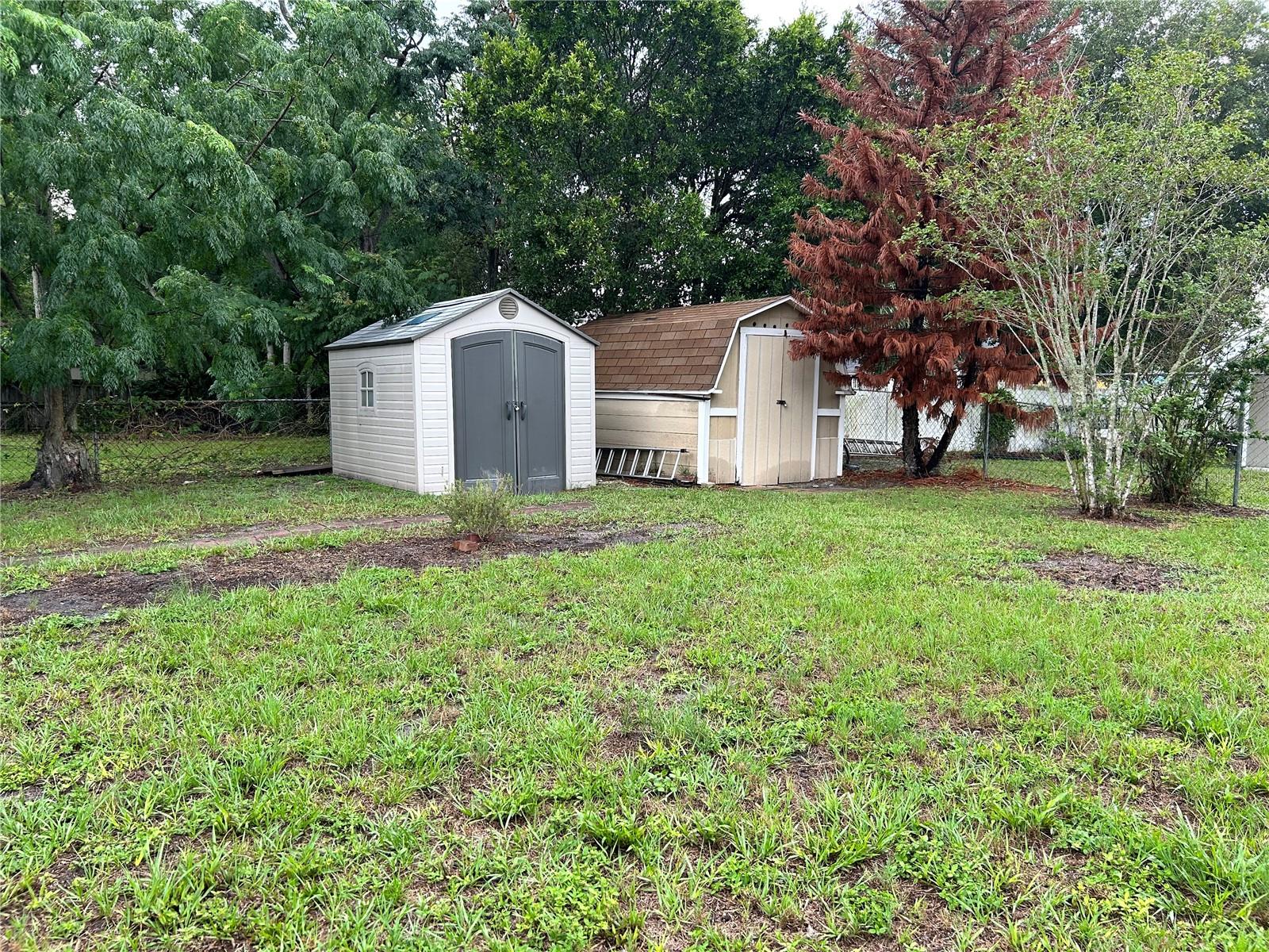 1448 E Normandy Property Photo 35