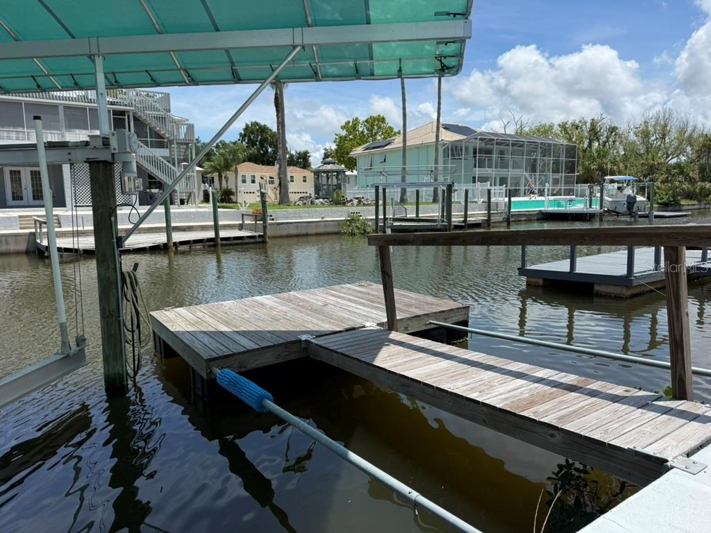7637 Hatteras Dr Property Photo 9