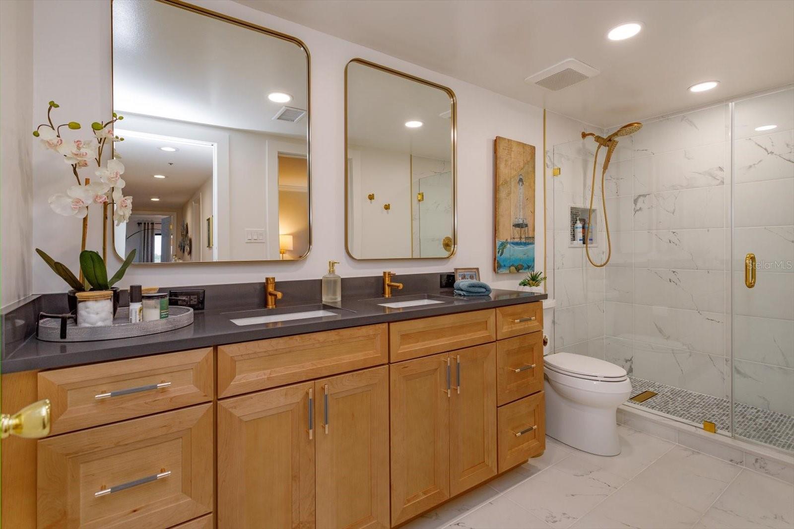 7550 Hinson St #6a Property Photo 29