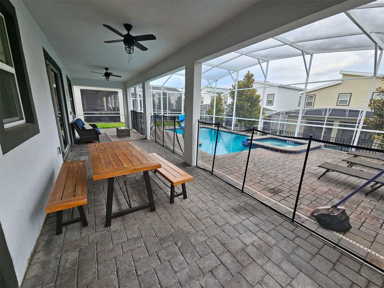 1241 Challenge Dr Property Photo 4