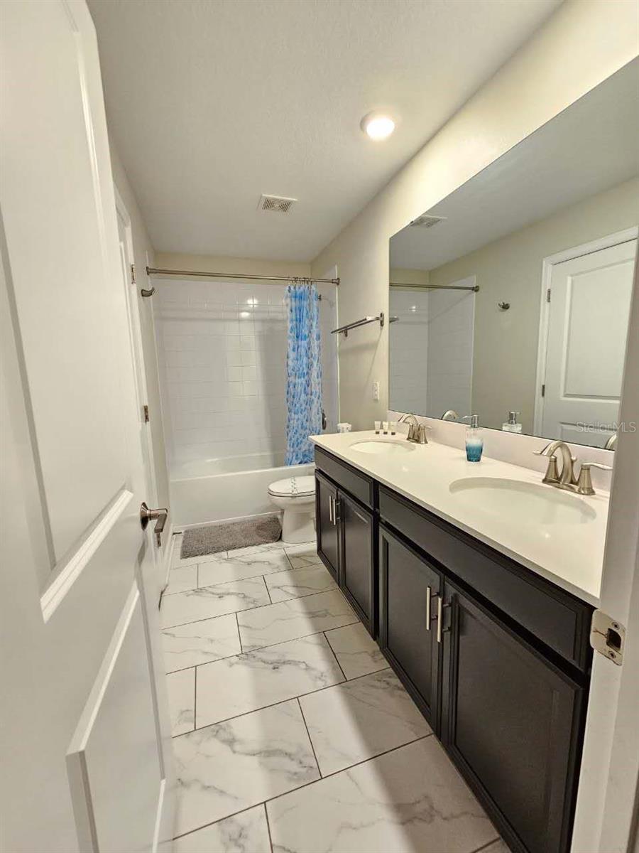 1241 Challenge Dr Property Photo 31