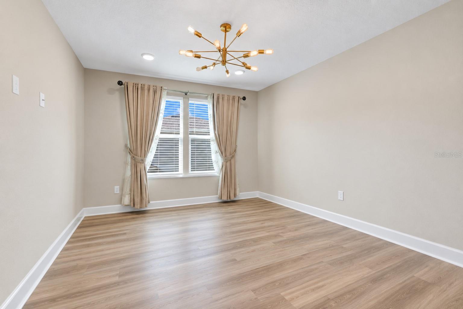10169 Spring Lake Dr Property Photo 17