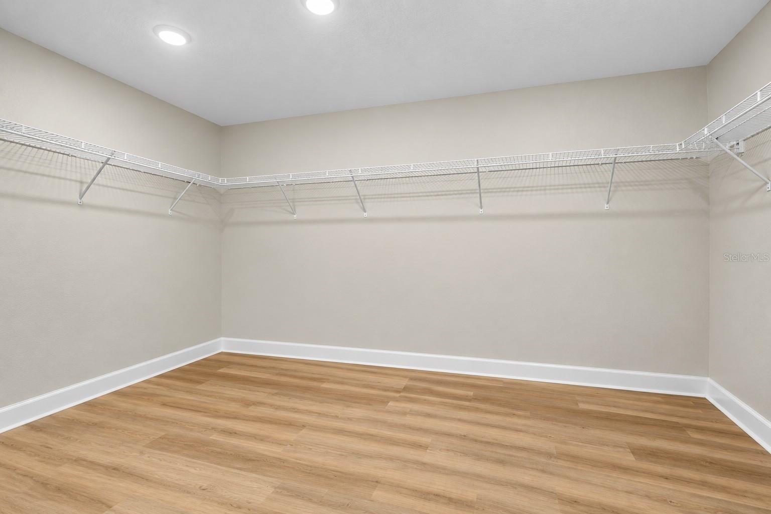 10169 Spring Lake Dr Property Photo 28