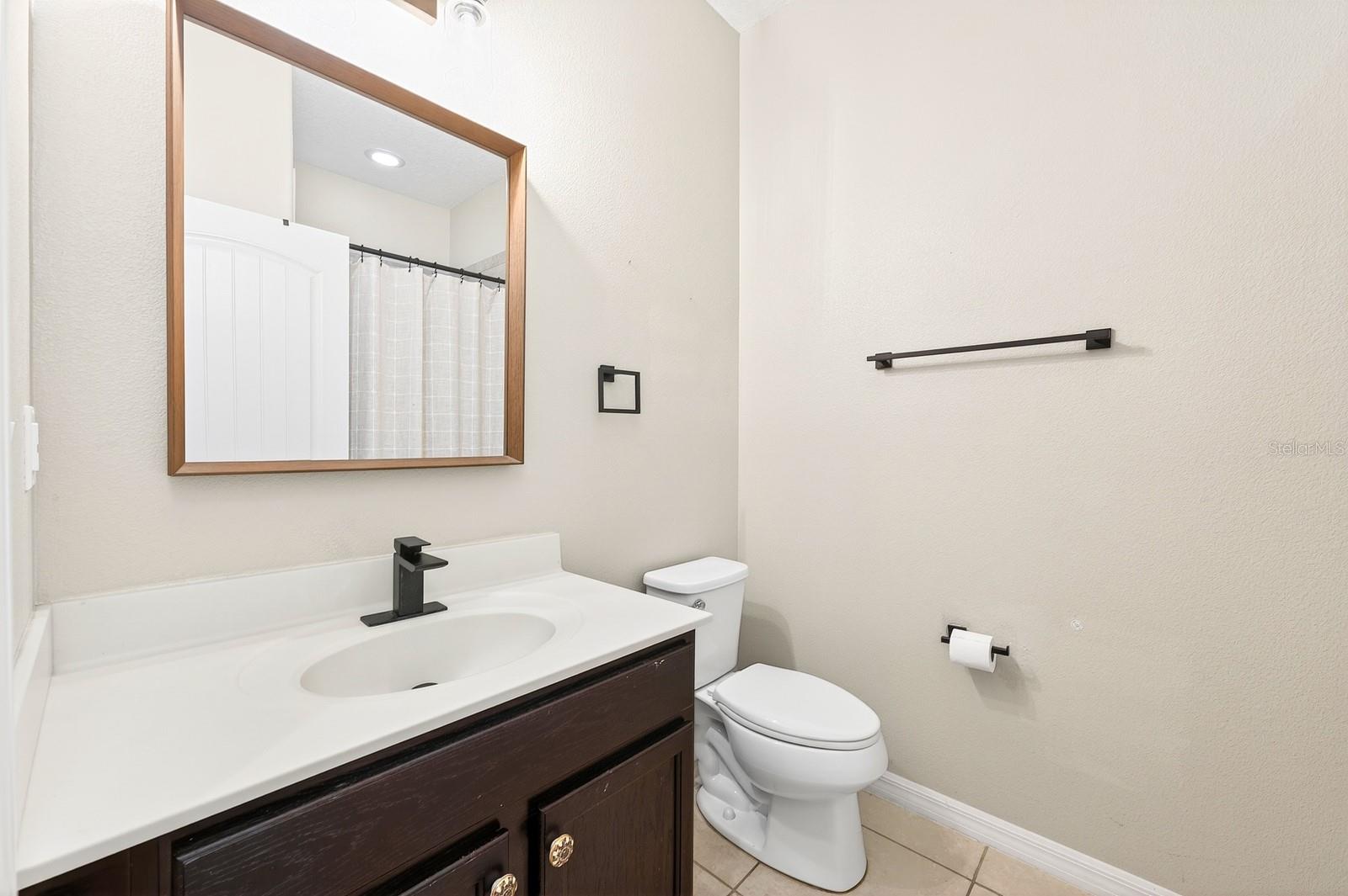 4062 Brookshire Cir Property Photo 18