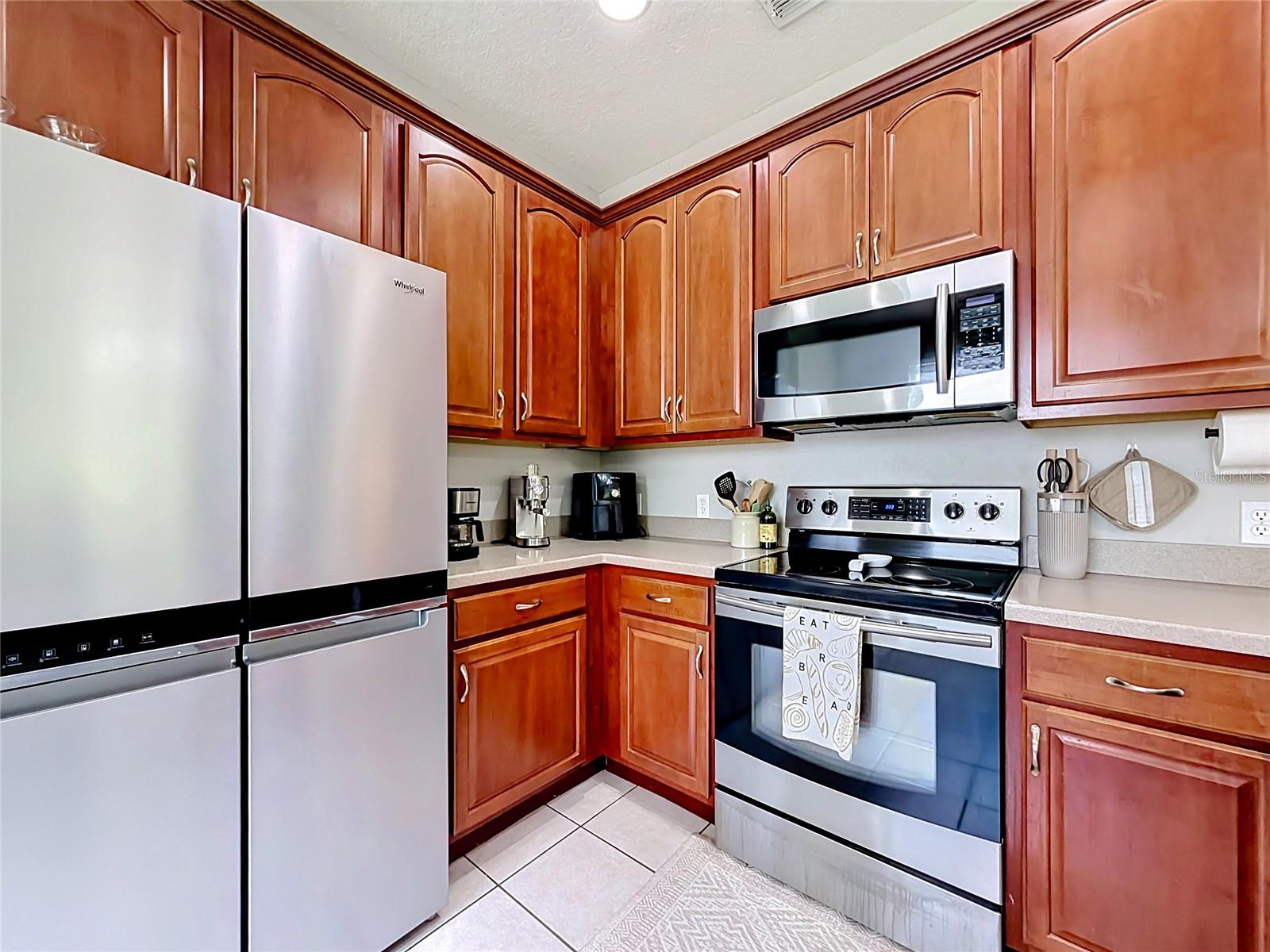 1060 Rock Harbor Ave Property Photo 19