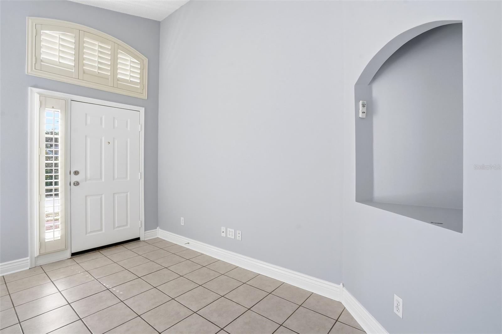 632 Cypress Tree Ct Property Photo 6