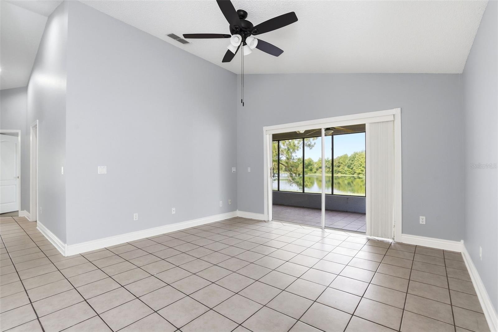 632 Cypress Tree Ct Property Photo 13